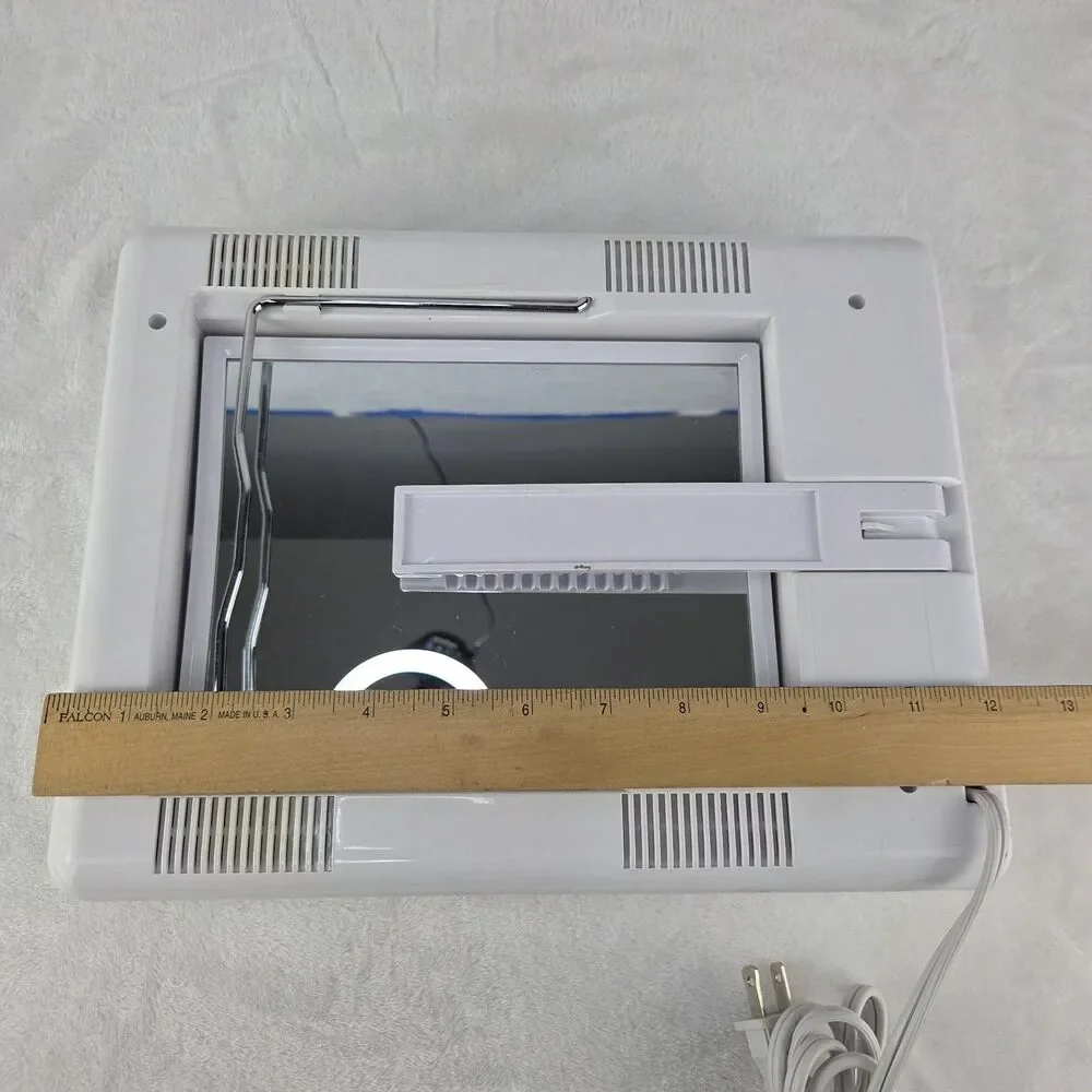 Vintage Conair TM7LX Lighted Tri-Fold Makeup Vanity Mirror 4 Settings Tested